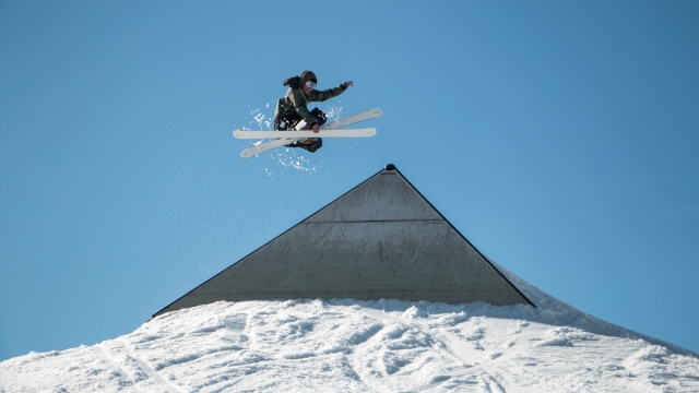 K1体育：室内瑜伽垫运动健身