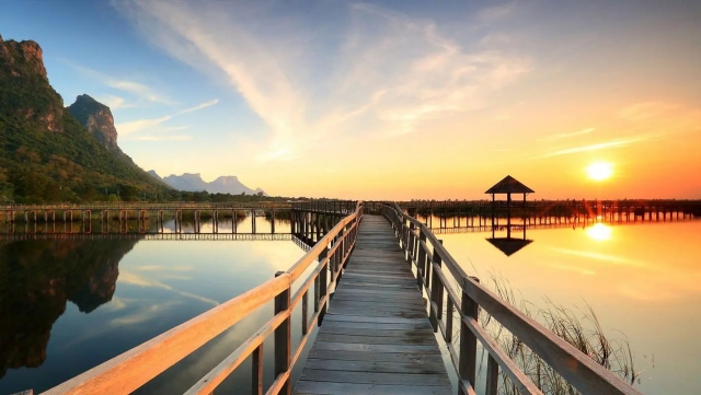 深蹲硬拉室内健身可以吗